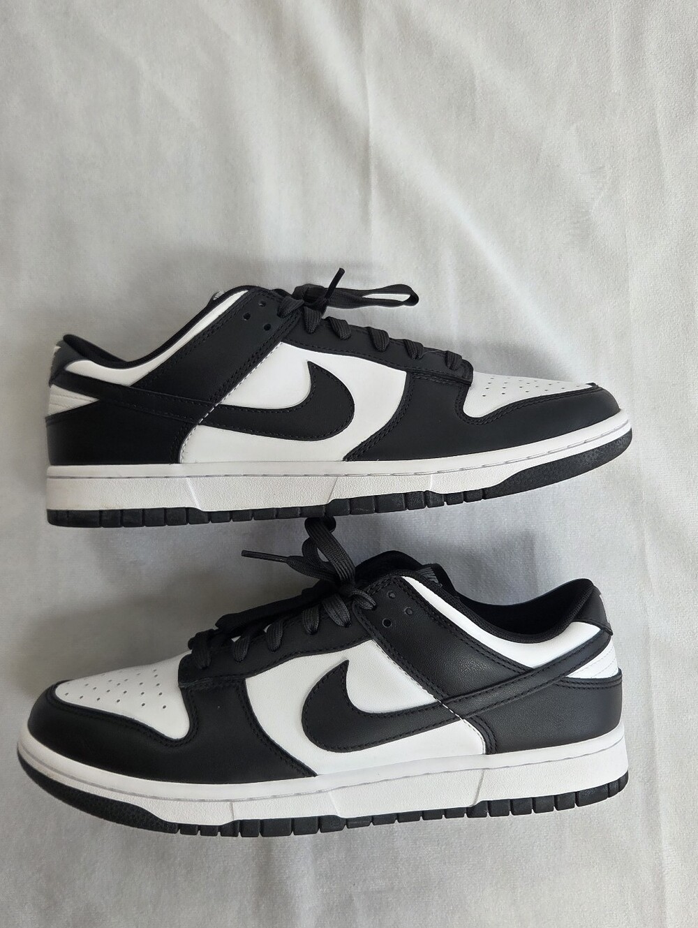 Nike Dunk Low Retro 'White, Black' - Picture 3 of 9